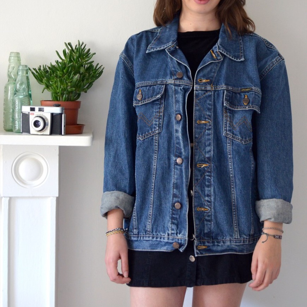 Oversized Levi’s trucker jacket